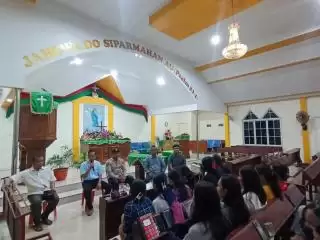 Polres Meranti Giat 'Minggu Kasih' di HKBP Selatpanjang