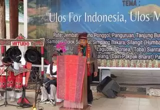 Sukses di Danau Toba, Ulos Akan Dibentang Depan Istana Negara dan Keliling Monas