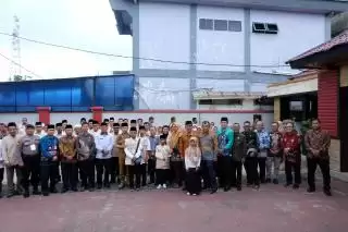 Plt Bupati Lepas Kafilah Meranti menuju MTQ Provinsi Riau di Inhu