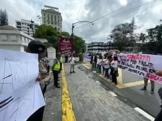 Pegawai PUD Pasar Medan Desak Bobby Copot Dirut Suwarno, Beli Rumah 2 Unit di Komplek