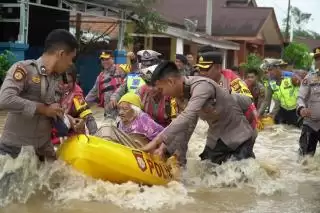 Pemprov Riau Waspadai Penyakit Kulit dan Diare saat Banjir, Bantuan Obat Segera Disalurkan
