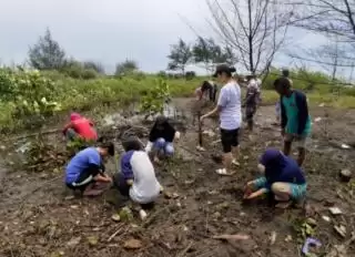 'Gabung Aksi', Jaga Alam Kita Bersama Lewat Volunteer Penanaman Pohon LindungiHutan