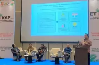 Efisiensi Sistem Pengolahan CPO Dibutuhkan Hilirisasi Kelapa Sawit