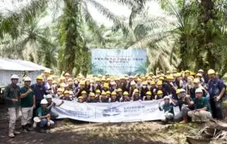 Promosi Industri Sawit, 116 Mahasiswa Lomba Riset Workshop ke Kebun PT AAL Riau