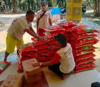 'Jumat Berkah', PT Permata Citra Rangau Gelontorkan CSR Bulanan ke Warga Jalan Purnama