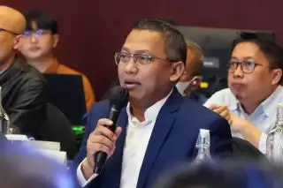 Dirut Pegadaian Damar Latri Setiawan Raih Penghargaan Best 50 CEO 2024