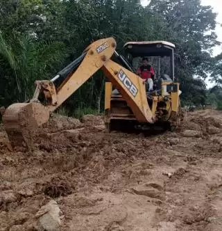 Dorong Pertumbuhan Ekonomi, PUPR Rohul Perbaiki Ruas Jalan Pendalian-Patok Seribu