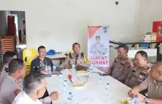 Jumat Curhat, Kapolres Kepulauan Meranti Sosialisasi Harkamtibmas dan Tertib Lalu Lintas