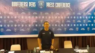 Pilih PSPS, Ini Alasan Aji Santoso Tinggalkan Berbagai Tawaran dari Klub Liga 1
