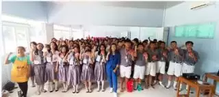 Seminar Public Speaking, Priska Sahanaya Inspirasi Siswa SD Santo Lukas 1 dan SMP Maria Della Strada