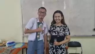 Priska Sahanaya Ajarkan Trik Public Speaking Persuasif di SMK Bina Karya