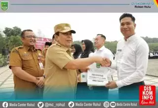 Lantik dan Serahkan SK ke 2553 PPPK Formasi 2023, Ini Petuah Bupati Rohul