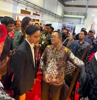 Apkasi Otonomi Expo 2024, BPDPKS Pamerkan Rompi Antipeluru Bahan Sawit Bikin Wapres Terpilih Kagum