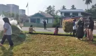 Sambut HUT Kemerdekaan RI ke 79, Pemdes Alai Goro Bersih-bersih Desa
