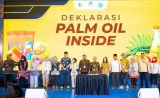 Pelaku UMKM Sawit Deklarasi 'Yes, Palm Oil Inside' di Makassar Awali Bulan Kemerdekaan RI