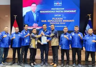 'Berazam' Asmar-Muzamil Raih Dukungan Partai Demokrat di Pilkada Kepulauan Meranti 2024