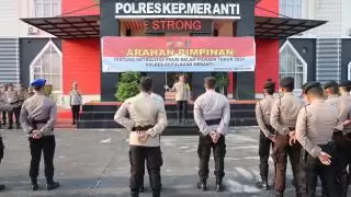 Kapolres Kepulauan Meranti Tegaskan Netralitas Polri di Apel Gabungan
