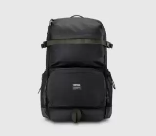 Five Tas Multifungsi dari Bodypack untuk Nobar Bola Bikin Nyaman dan Aman