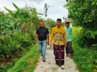 Dangdutan versus Sholawatan