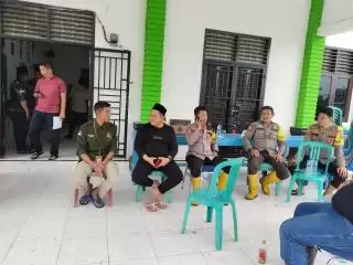 TNI-Polri Kawal Ketat, KPU Rohul Terima Logistik Pilkada Serentak 2024 dari16 PPK