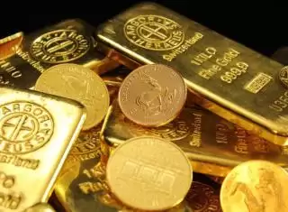 Tren Bullish Kembali Dominan, Emas Berpeluang Naik di Tengah Ketidakpastian Global