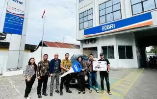 Kantor BRI Cabang Medan Gatot Subroto Berikan Hadiah Mobil Honda BRV kepada Nasabah Beruntung