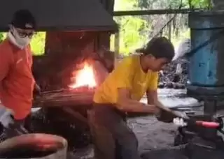 Kebun PSR Mulai Berbuah Kebutuhan Alat Panen Sawit Meningkat di Sumatera