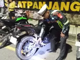 Ops Lilin LK 2024, Satlantas Polres Kepulauan Meranti Tindak Pengguna Knalpot Brong