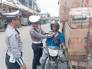 Imbau Pengendara Becak Motor Tertib Berlalu Lintas, Ini Asa Satlantas Polres Kepulauan Meranti