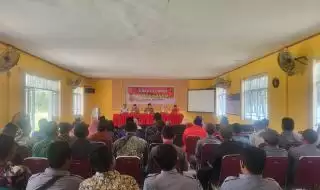 'Jumat Curhat' Polsek Mandau Wadah Sharing Informasi dan Berbagi Simpati ke Warga