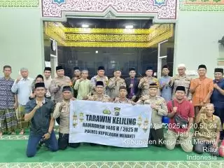 Wakapolres Kepulauan Meranti Tarawih Keliling Pererat Silaturahmi dan Harkamtibmas