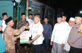 Di Desa Teluk Samak Bupati Kepulauan Meranti Safari Ramadhan