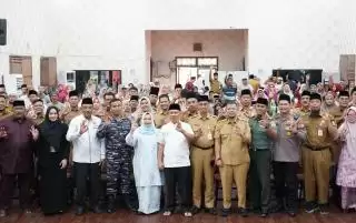 Di Gedung Bathin Betuah Bupati dan Wabup Bengkalis Silaturahmi dengan Tomas dan Masyarakat