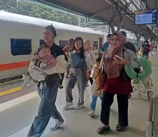 KAI Group Sukses Layani 29.170.705 Pelanggan Selama Masa Angkutan Lebaran 2025