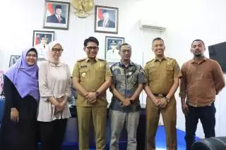 Menerima Audiensi Dari Komisi Informasi (KI) Provinsi Sumatera Utara