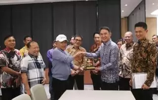 Silaturahmi Bersama SKK Migas dan PT ITA, H Asmar Bahas Peluang Anak Daerah Bergabung