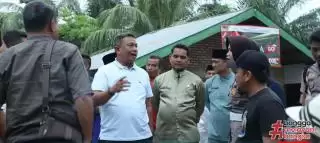 Pastikan Jalan Alternatif Aman Dilewati, Bupati Rohul Tinjau Jembatan Gantung Lubuk Bendahara