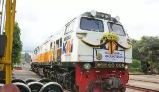 Bersama Komunitas Railfans Malang Raya KAI Daop 8 Peringati 15 Tahun KA Malabar dan Berdirinya Komunitas
