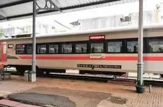 KA Lokal Pangrango Jadi Primadona dan Solusi Bagi Masyarakat di Musim Liburan dan Akhir Pekan
