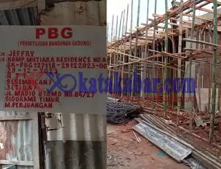 Pelanggaran PBG di Komplek Mutiara Residence Jalan Madio Utomo Medan, Izin 9 Unit Yang Di Bangun 12