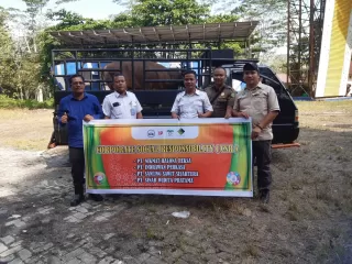 Di Inhu Empat Korporasi Salurkan Hewan Kurban ke Masyarakat untuk Disembelih