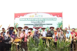 Panen Raya Jagung, Kapolres Pelalawan Apresiasi PT Musim Mas