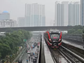 Malam Idul Adha, KAI Layani 107.187 Pengguna LRT Jabodebek
