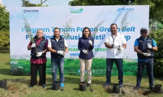 Pelindo Solusi Logistik Perkuat Komitmen Hijau Lewat Program Tanam Pohon Green Belt