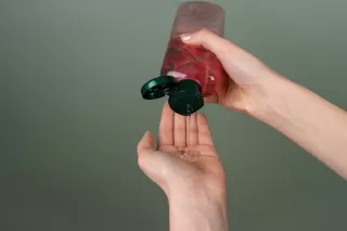 Mengapa Kulit Sensitif Perlu Sabun Khusus? Ini Penjelasannya!