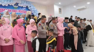 Suasana Haru dan Bahagia Selimuti Pelepasan Murid TK Kemala Bhayangkari 09