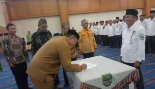 Lantik Pengurus PABPDSI Periode 2024-2030, Wabup Rohul: BPD Unsur Penyelenggara Pemdes