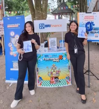 Promosikan Pembiayaan Terjangkau, BRI Finance Ramaikan Prambanan Jazz 2025