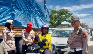 Wuih! Ada Icon Hero 'Spiderman' di Operasi PLK 2025 Satlantas Polres Bengkalis