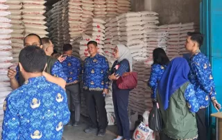 Disperindag Medan Sidak Beras Oplosan di Pasar Sukaramai dan Irian Supermarket